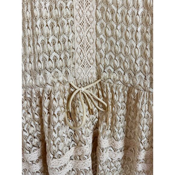 MELISSA ODABASH KHLOE GOLD KNIT OVER THE SHOULDER DRESS - Picture 6 of 7